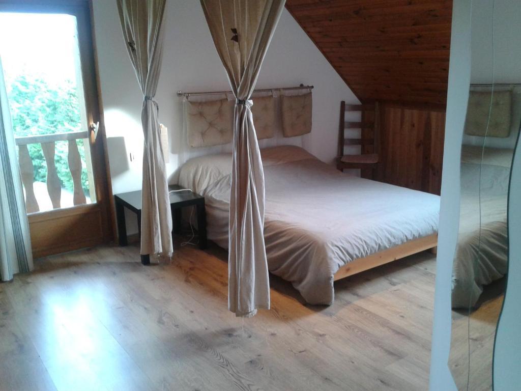 Chambres D 'Hotes "Au Vieux Pressoir" Belley Szoba fotó